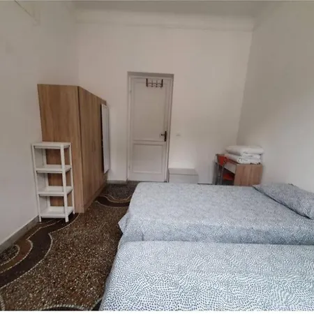 Roomstay * Genua